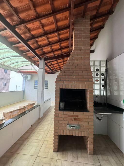 Linda Casa A 200M Da Basilica Nova Villa อาปาเรซีดา ภายนอก รูปภาพ